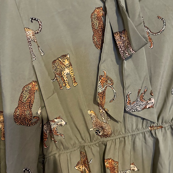 SHEIN Leopard 🐆 Dress SOLD - Picture 3 of 3